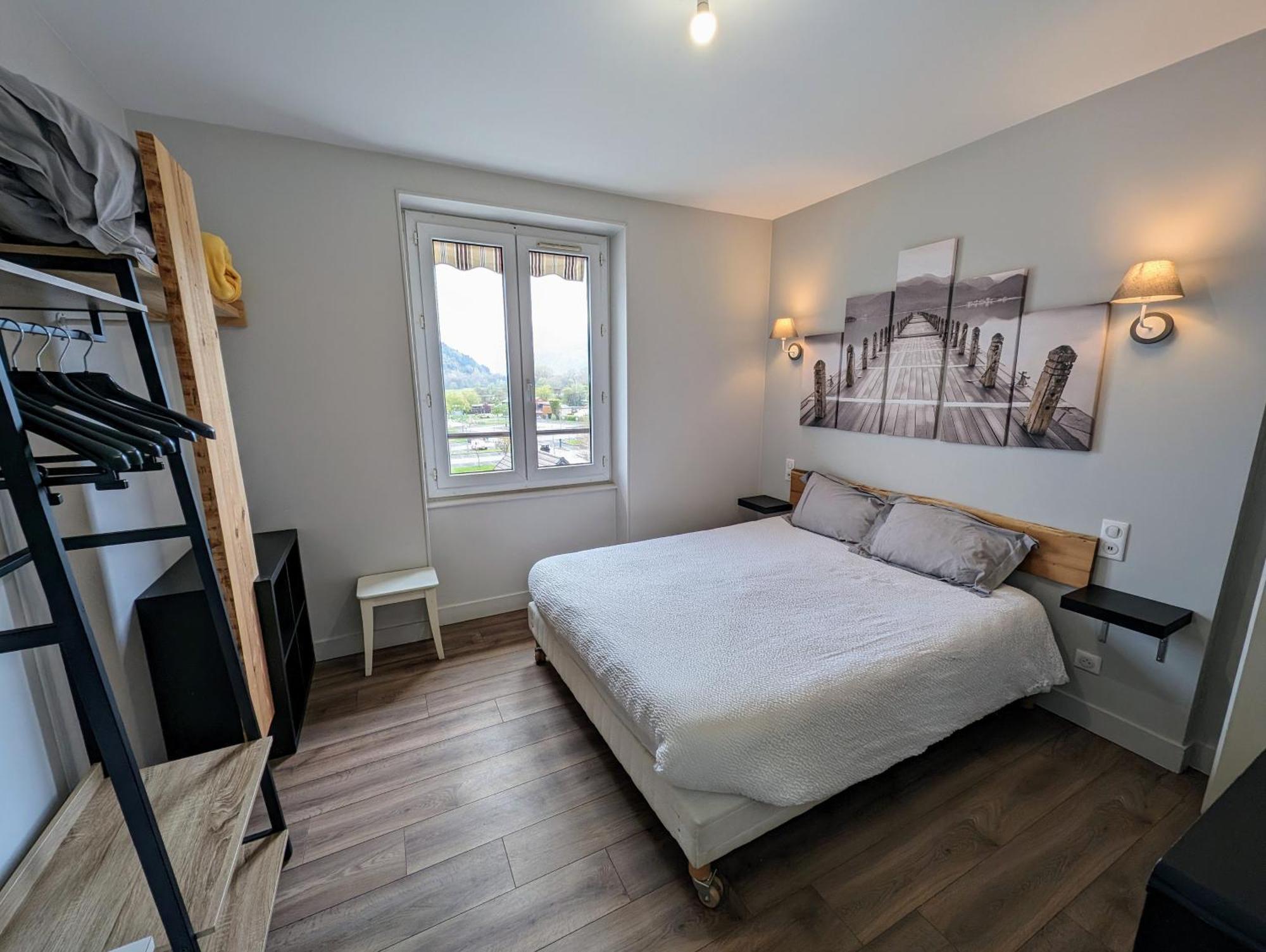 Logis Hotel Le Beau Site Chambon-sur-Lac Dış mekan fotoğraf