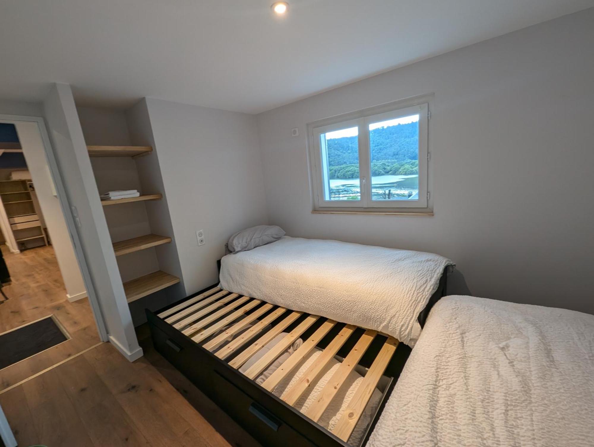 Logis Hotel Le Beau Site Chambon-sur-Lac Dış mekan fotoğraf