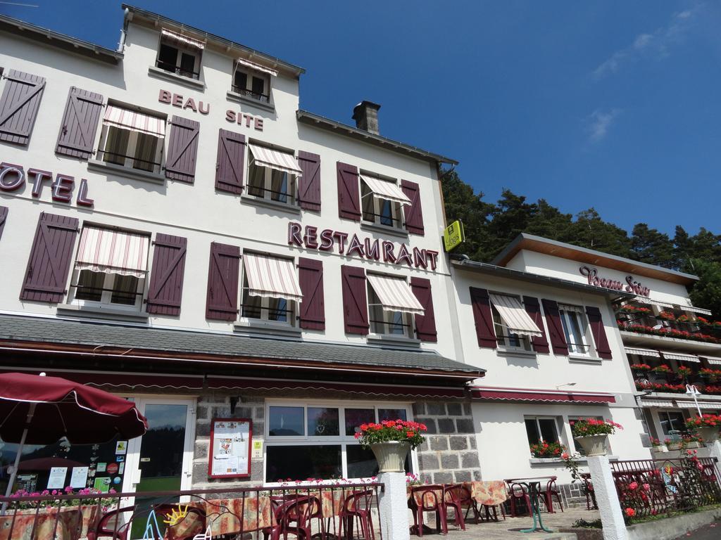 Logis Hotel Le Beau Site Chambon-sur-Lac Dış mekan fotoğraf